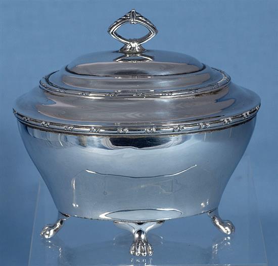 An Edwardian silver tea caddy, Height 4”/100mm width4 ¼”/110mm weight 5.5oz/156g